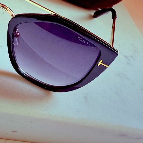 Tom Ford Women’s Dahlia Geometric Black and Gold 55 mm Sunglasses/Case main image 12